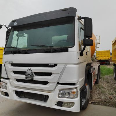 Sinotruk HOWO Heavy Duty Concrete Mixer Truck for Mining Haulage Vehicle