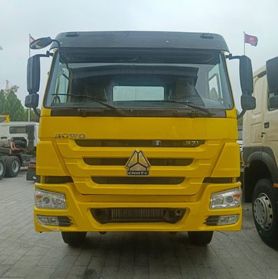 8800.000kg Gross Weight Truck Tractor HOWO6X4 for Heavy-Duty Transportation Needs