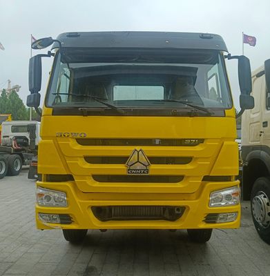 Tubeless Tire Design Powerful 2024 Sitrak Tractor Trailer with Air Suspension Driver Seat