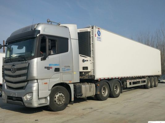 Large Volume Food Transport Sinotruk Chassis Refrigerated Trailer 8.000kg Gross Weight
