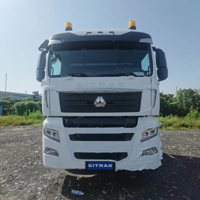 Used Heavy-Duty Tractor with Air Suspension Seat and 600L Fuel Tank Towing Essential