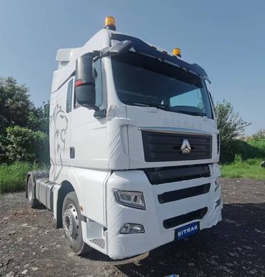 Powerful Sitrak Tractor Cargo Transport Truck with Air Suspension Seat ZZ4257N3247E1H
