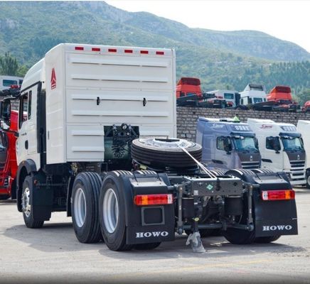 CNG/LNG Sinotruk HOWO 336/371/420HP 6X4/8X4 10/12 Wheeler Used Tractor Head Cargo Truck