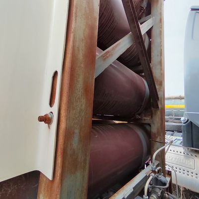 336HP Sinotruk HOWO Cargo Transport Vehicle with ≤5 Seats and Affordable CNG/LNG