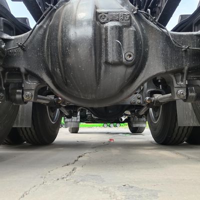 Customized Request Heavy Duty 10 Wheel Truck 530HP with Engine Capacity ＞8L Customization