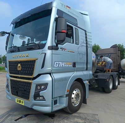 Shandeka 630HP Tractor 6 * 4/4 * 2/6 * 2 8.25m*2.55m*3.96m with 8.25m*2.55m*3.96m Size