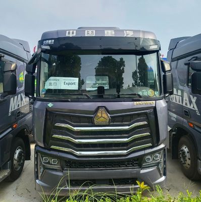 HOWO630HP 6X4 10 Wheel Used Traction Transport Truck with 6 Months After-sales Service