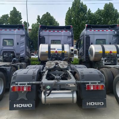 High Capacity HOWO Gas Truck with Power Assistance and Carbon Steel Cargo Box Material