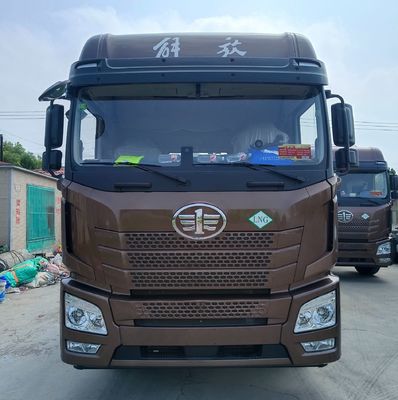 6×4 Drive Wheel Gas Tractor Transport Vehicle 630HP with Sinotruk Chassis and Tyres