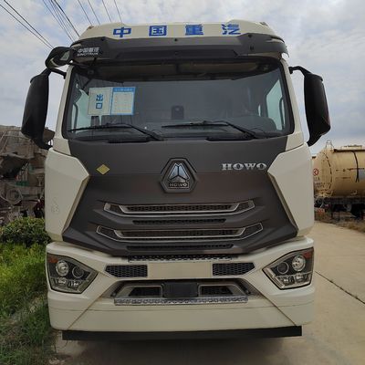 Customized Package Size HOWO N 440/460HP 6X4 LNG/CNG Tractor Trucks for Cargo Transport