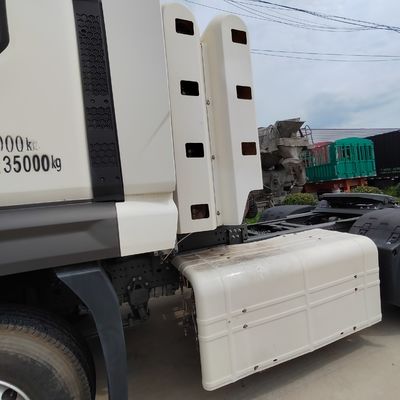 Sinotruck Sitrak HOWO 6X4 CNG Heavy Duty Truck with Advanced Technology and Features