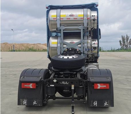 8800.000kg Gross Weight 580HP LNG FAW 6*4 and 4*2 Tractor Truck with Load Capacity 31-40t