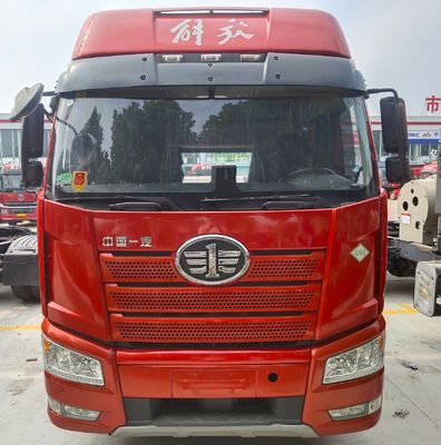 Sales of Second-Hand J6p Towing Truck with Power Assistance Engine Capacity＞8L Option