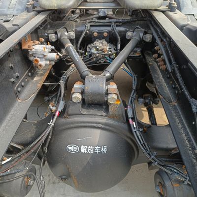 31-40t Second-Hand FAW J6p Towing Truck with Tyres and 6 Months After-sales Service