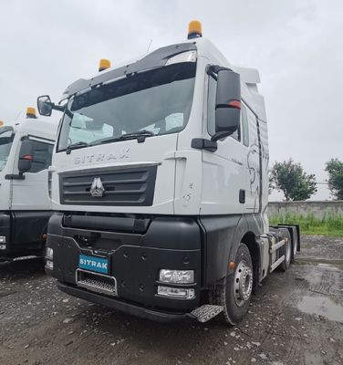 Towing with Heavy Duty Sinotruk Sitrak CNG Truck Customized Request and Shipping