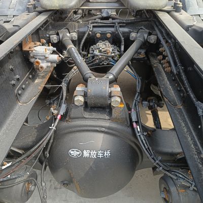 CA4250P66M25T1E6 6X4 Tractor Truck with Power Steering Assistance and DOT Certification