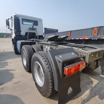 Carbon Steel Material HOWO Durable Tractor Used Truck 6500.000kg Package Gross Weight