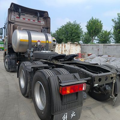 630HP Liberation Gas Tractor Transport Vehicle with Tyre and Advanced Steering System