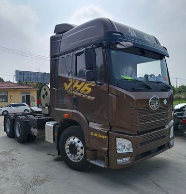 630HP Gas Tractor Transport Truck 4*2 with Sinotruk Chassis and ＞8L Engine Capacity