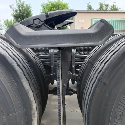 630HP Gas Tractor Transport Truck 4*2 with Sinotruk Chassis and ＞8L Engine Capacity