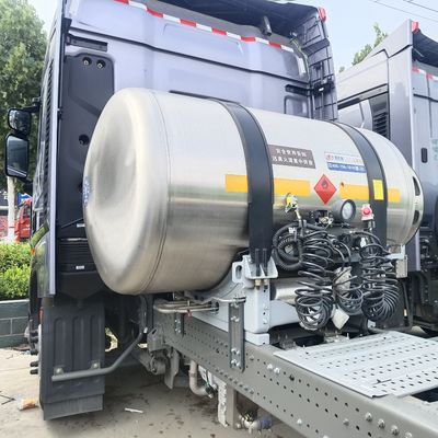 Haowo LNG Tractor Truck 6*4/4*2/6*2 The Perfect Solution for Heavy-Duty Transportation