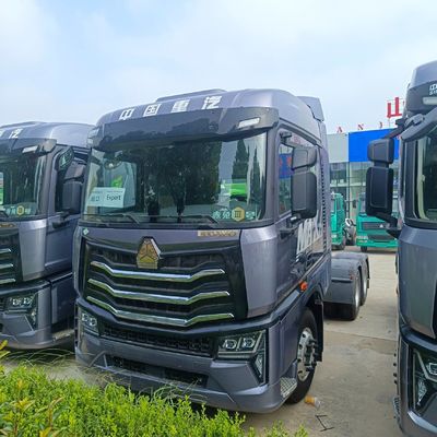 Customization 2024 Light HOWO LNG Gas Traction Truck 6 * 4/4 * 2/6 * 2 480HP to 700HP
