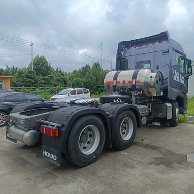 Max HOWO LNG Automatic Transmission Tractor Vehicle with Package Gross Weight 8800kg