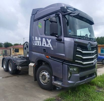 2024 Sinotruk HOWO LNG Tractor Head for Long Distance Transport Size 7.81m*2.53m*3.98m