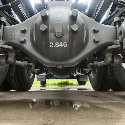 2024 Heavy-Duty HOWO540HP 6X4/4X20 Wheel Traction Transport Truck with Diesel Engine