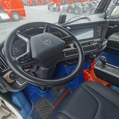 Silver Engine Components for HOWO 6X4 Tractor Truck 3-Month After-sales Service Included
