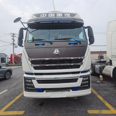 Initial Payment Sinotruk HOWO Trucks for International Buyers Electric Ignition Mode