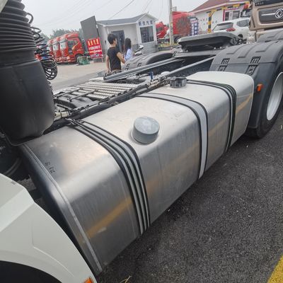 Initial Payment Sinotruk HOWO Trucks for International Buyers Electric Ignition Mode