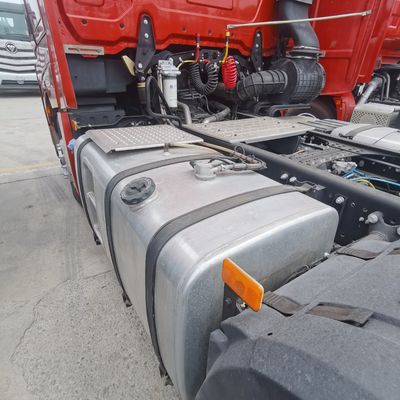 Heavy Duty Hauling Versatile JAC 6X4 Truck with 600L Fuel Tank and 31-40t Load Capacity