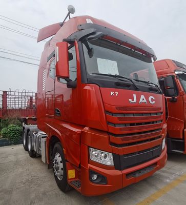 Heavy Towing Made Easy JAC 6X4 Truck with 1000L Fuel Tank 6.8x2.5x3.8m